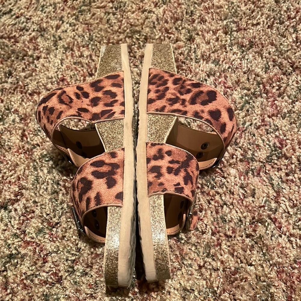 Target slides - Picture 4 of 8